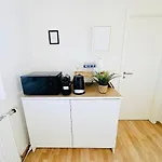 Chic Studio In Luxembourg City-Limp17C